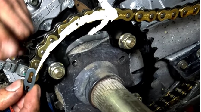 Replace Step 33 chain kit